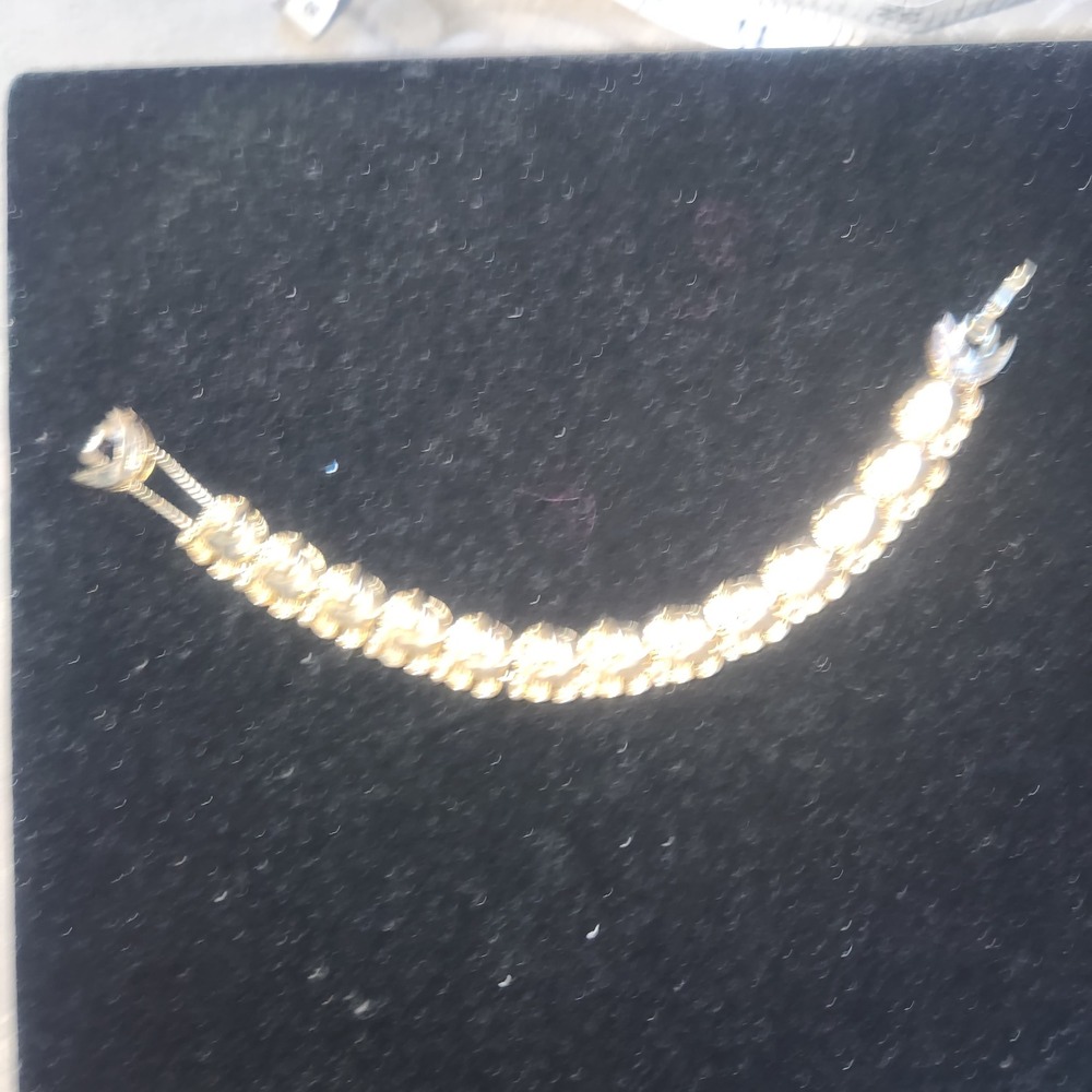 Vintage Gold Tone slider Elephant Link Bracelet with Rhinestone Eyes 7.5 Inch - Picture 8 of 10